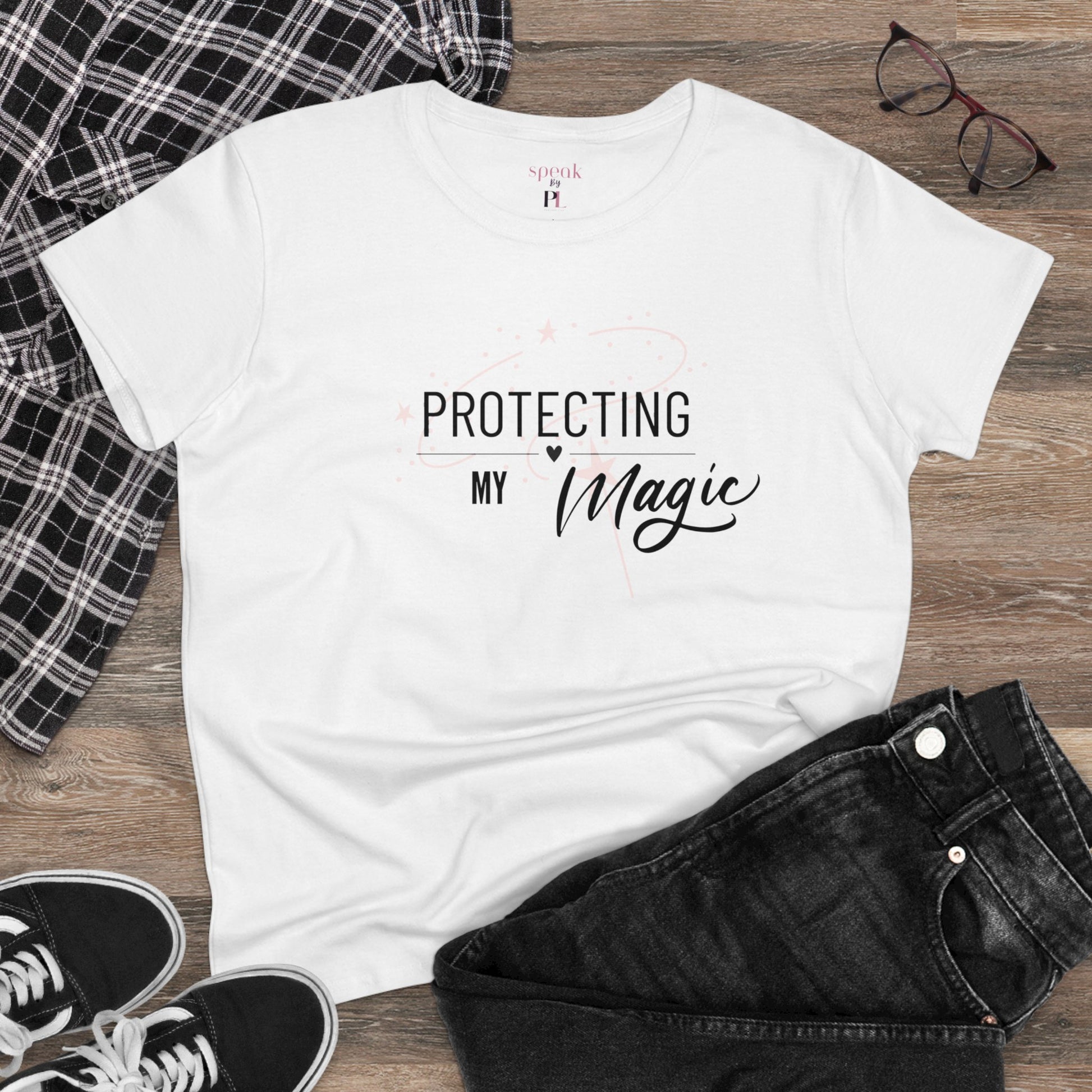 Magic Graphic Tee - T-Shirt